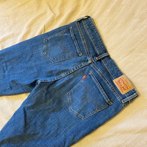 LEVI’S 711 Skinny Ankle Denim Jean Size 30 - Picture 2 of 3